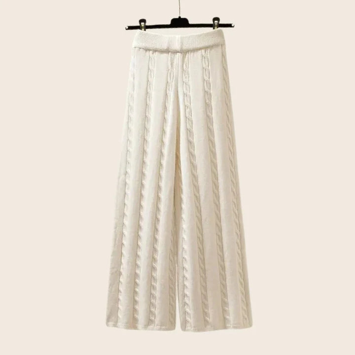 Dreamy Lounge Set | Women's Cotton Loungewear with Relaxed Fit-Metro Lane Plaza