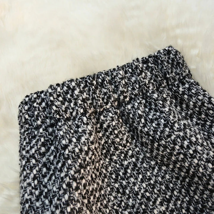 Women's Dark Gray Tweed High-Waisted Skirt with Elegant Fit-Metro Lane Plaza