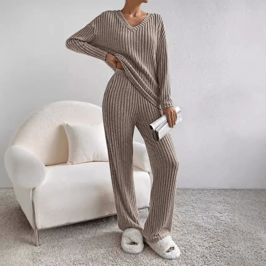 Harper | Women's Two-Piece Lounge Set-Metro Lane Plaza