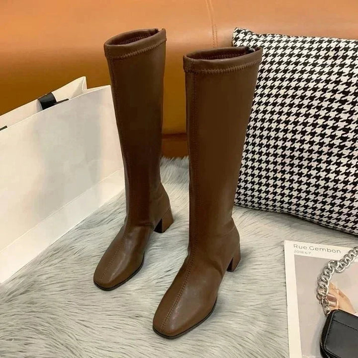 Botas elegantes para mulher, de cano até ao joelho, com salto grosso