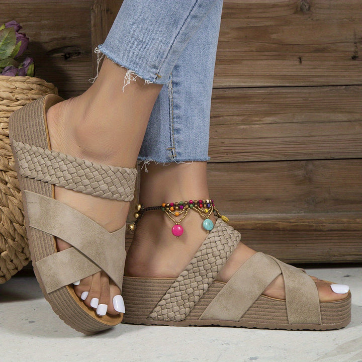 Nikki | Women's Orthopedic Summer Sandals-Metro Lane Plaza