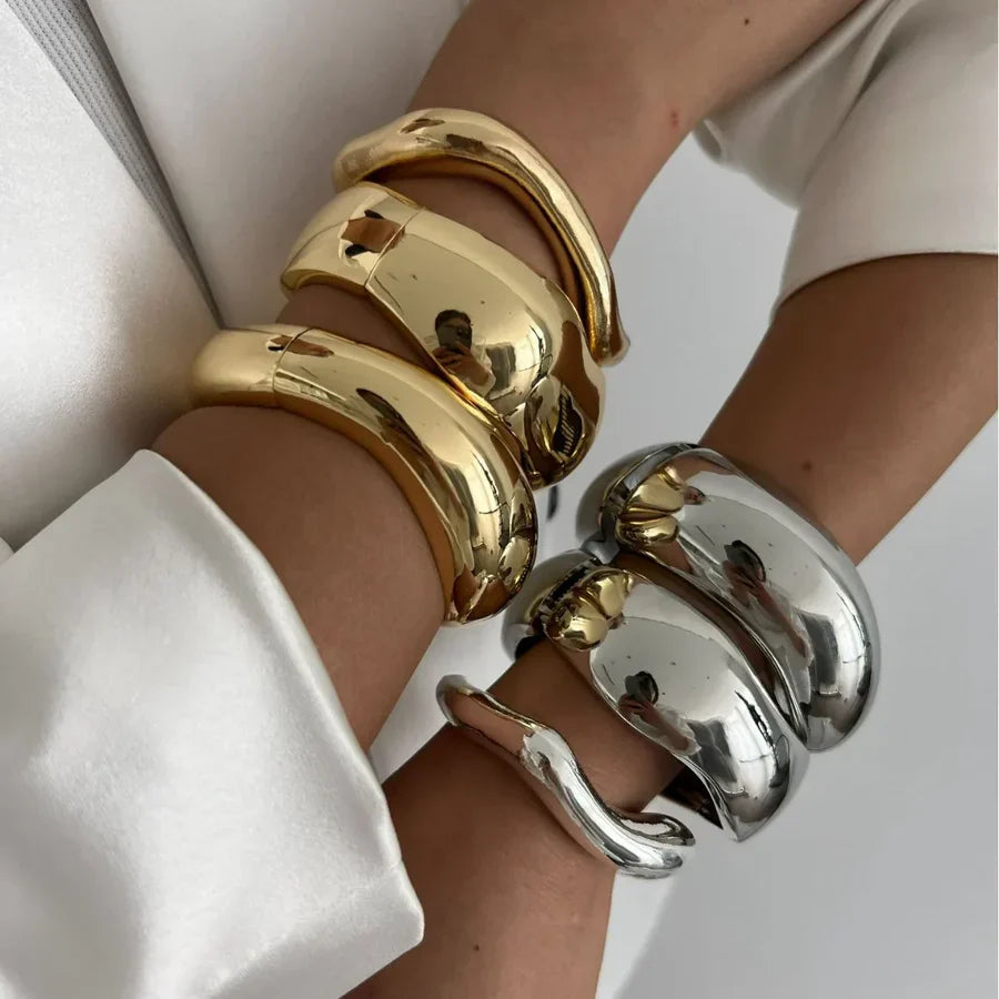 Odessa | Women's Vintage Bracelets-Metro Lane Plaza
