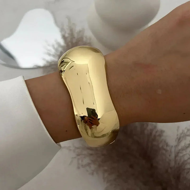 Odessa | Women's Vintage Bracelets-Metro Lane Plaza