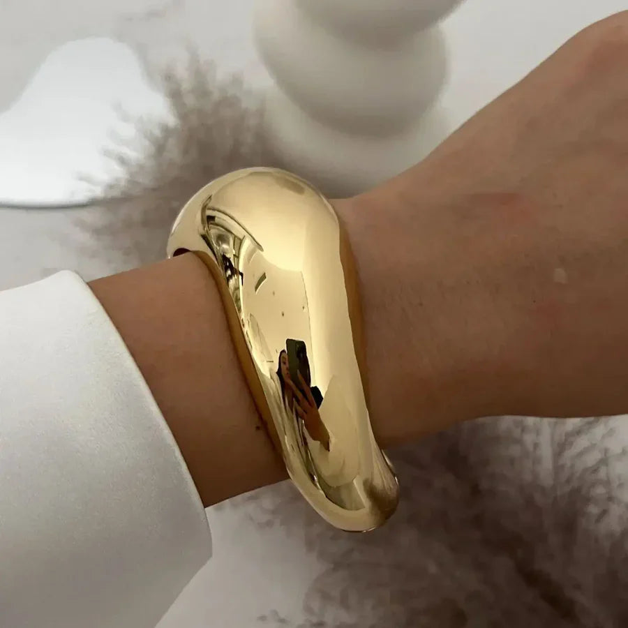 Odessa | Women's Vintage Bracelets-Metro Lane Plaza