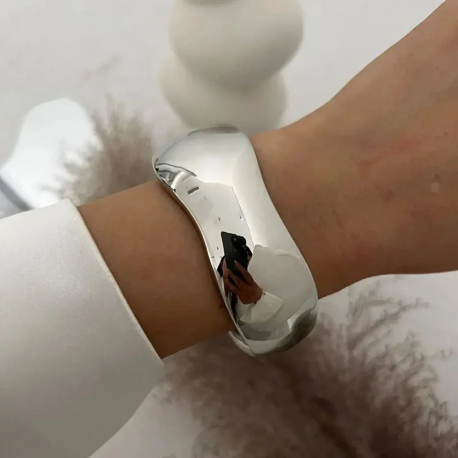 Odessa | Women's Vintage Bracelets-Metro Lane Plaza