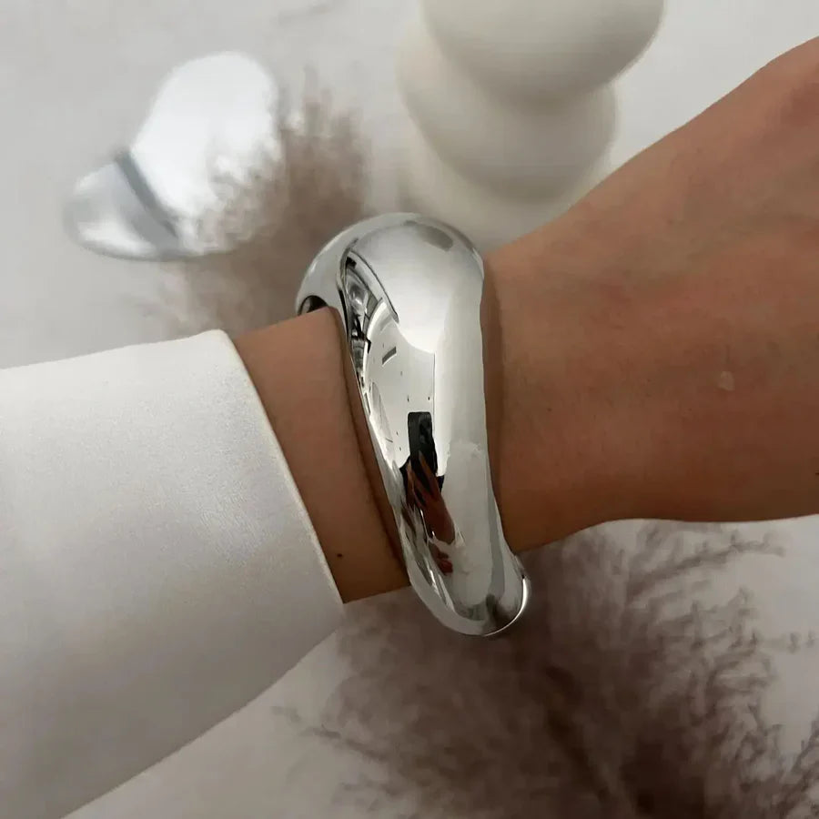 Odessa | Women's Vintage Bracelets-Metro Lane Plaza