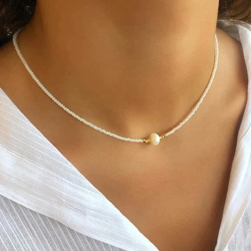 Anneke | Women's Necklace with Freshwater Pearls – Timeless Elegance-Metro Lane Plaza