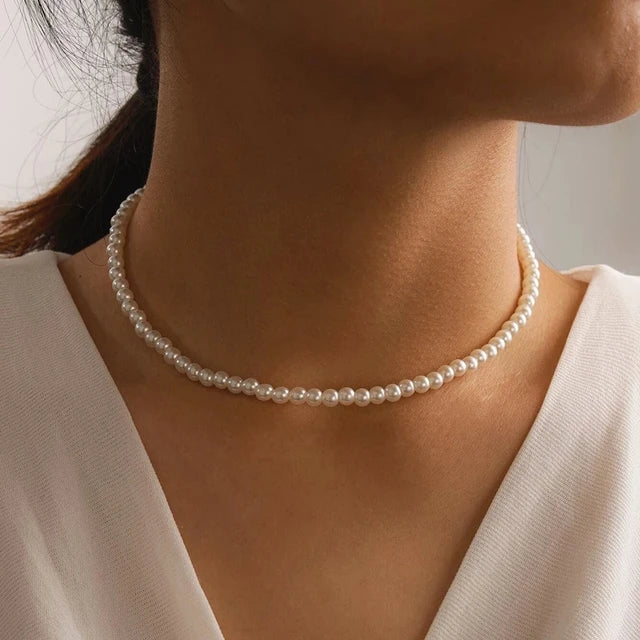 Rosalie | Women's Urban Chic Crystal Necklace-Metro Lane Plaza