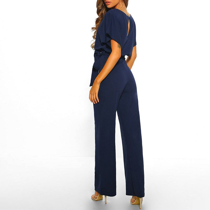 Damjumpsuit med knytning framtill och fladdermusärmar