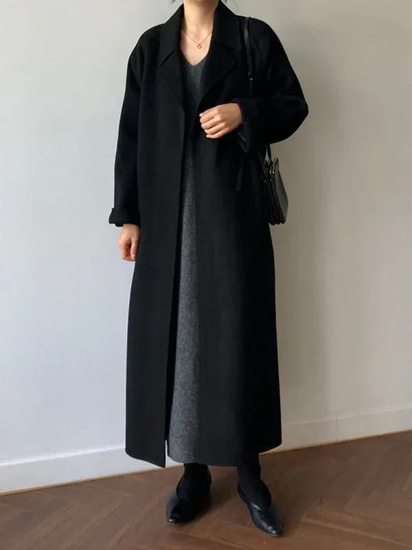 Langer Oversize-Mantel für Damen mit Gürtel