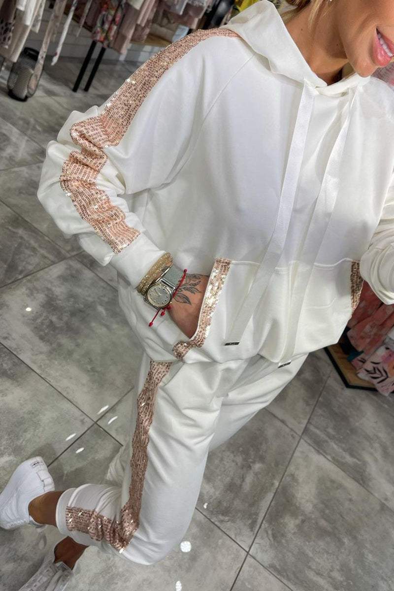 Tammie | Women's Comfortable Hoodie and Pants Set in Autumn Colors-Metro Lane Plaza