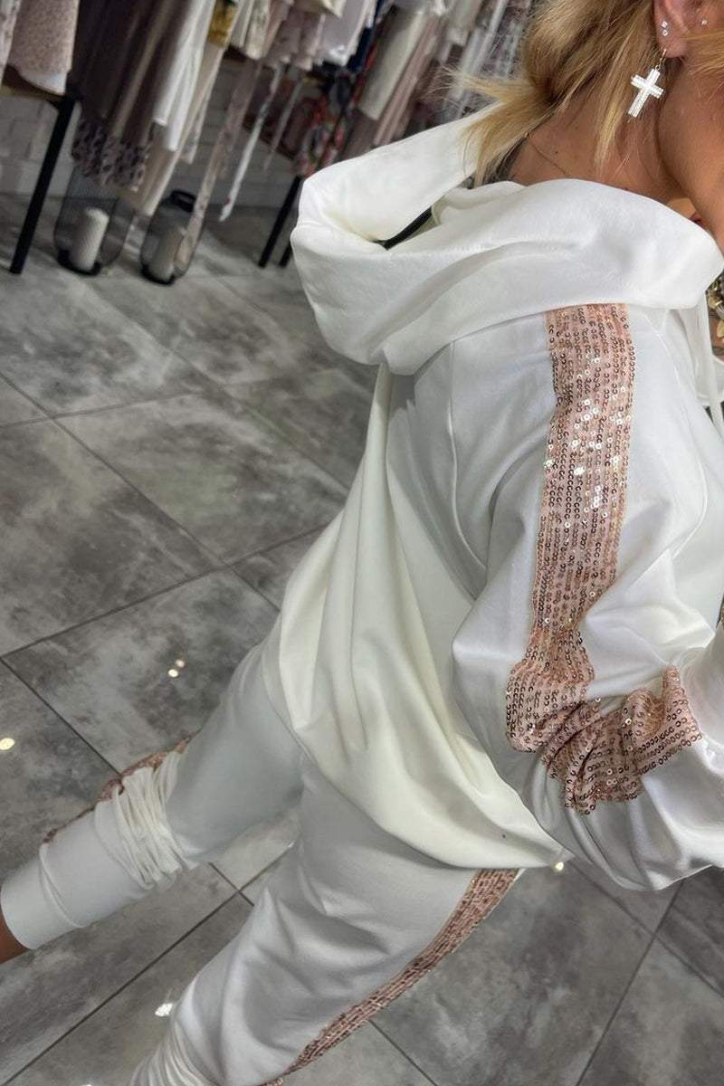 Tammie | Women's Comfortable Hoodie and Pants Set in Autumn Colors-Metro Lane Plaza