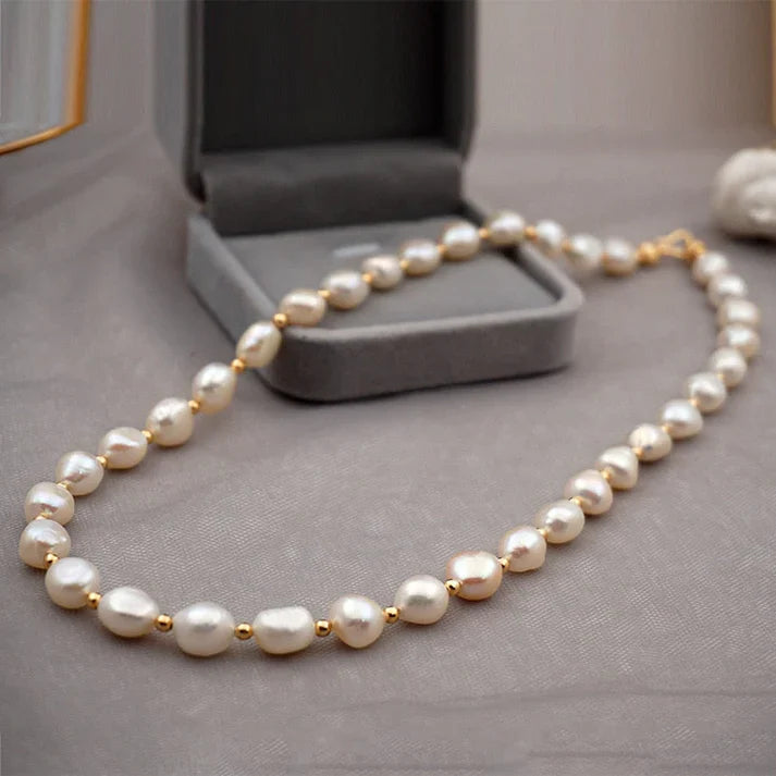 Teagan | Women's Freshwater Pearl Pendant Necklace-Metro Lane Plaza