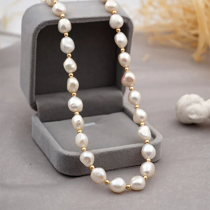 Teagan | Women's Freshwater Pearl Pendant Necklace-Metro Lane Plaza
