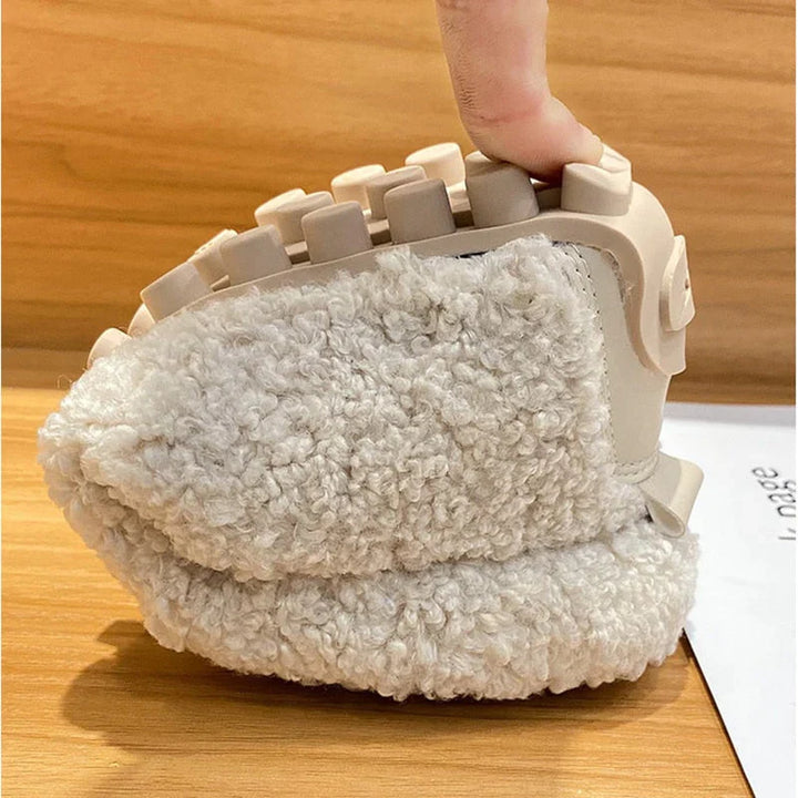 Teddy | Women's Cozy Slippers-Metro Lane Plaza