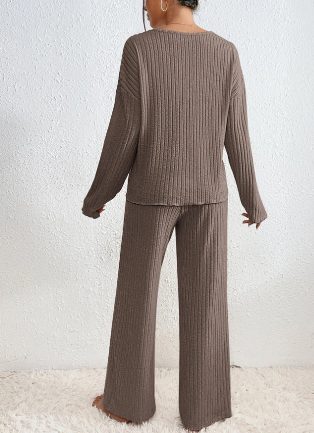 Tricia | Women's V-neck Knitted Set with Loose Fit-Metro Lane Plaza