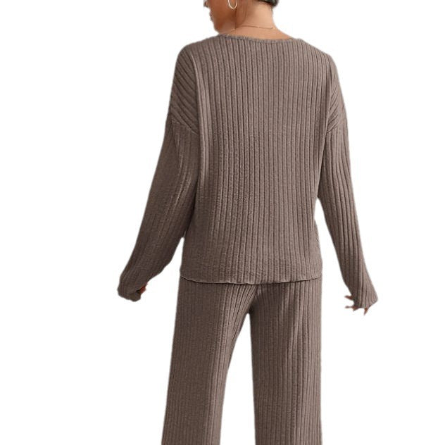 Tricia | Women's V-neck Knitted Set with Loose Fit-Metro Lane Plaza