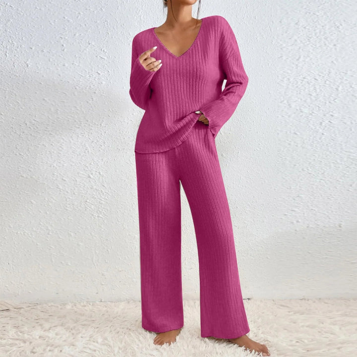 Tricia | Women's V-neck Knitted Set with Loose Fit-Metro Lane Plaza
