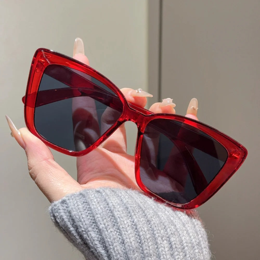 Sophia | Women's Cat-Eye Sunglasses – Retro UV400 Protection for Summer-Metro Lane Plaza