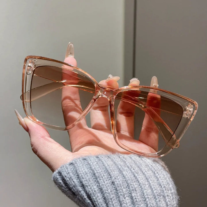 Sophia | Women's Cat-Eye Sunglasses – Retro UV400 Protection for Summer-Metro Lane Plaza