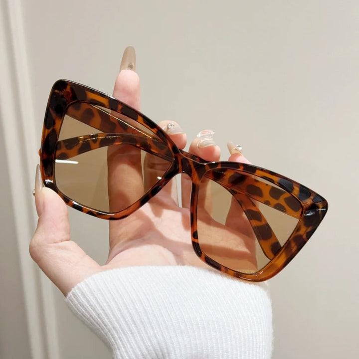 Sophia | Women's Cat-Eye Sunglasses – Retro UV400 Protection for Summer-Metro Lane Plaza