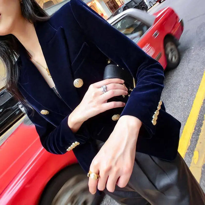 Julian | Women's Elegant Cozy Velvet Blazer-Metro Lane Plaza
