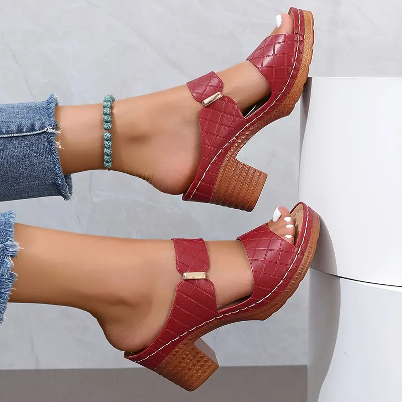 Elmira | Comfortable & Fashionable Women's Orthopedic Sandals-Metro Lane Plaza