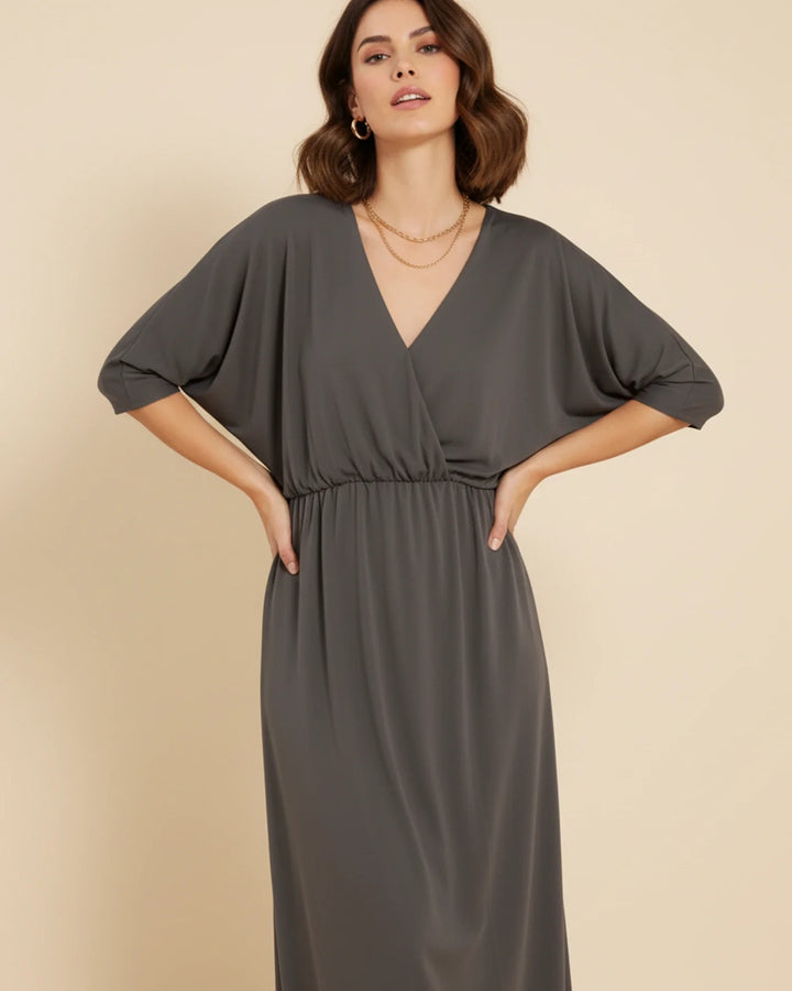 Sophia | Women's Maxi Dress with Pockets for Comfort and Style-Metro Lane Plaza