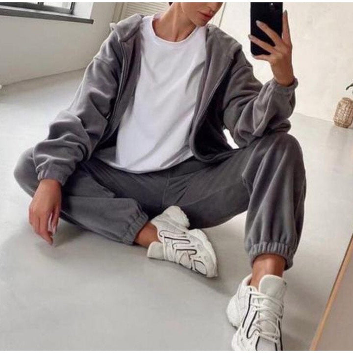 Zendy fleece suit for women | Cozy women's fleece loungewear set-Metro Lane Plaza