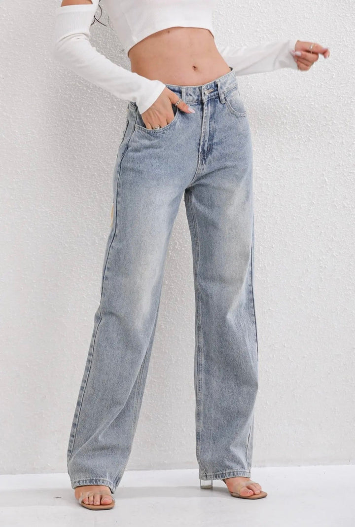 Livia | Women's Vintage Ripped Jeans-Metro Lane Plaza